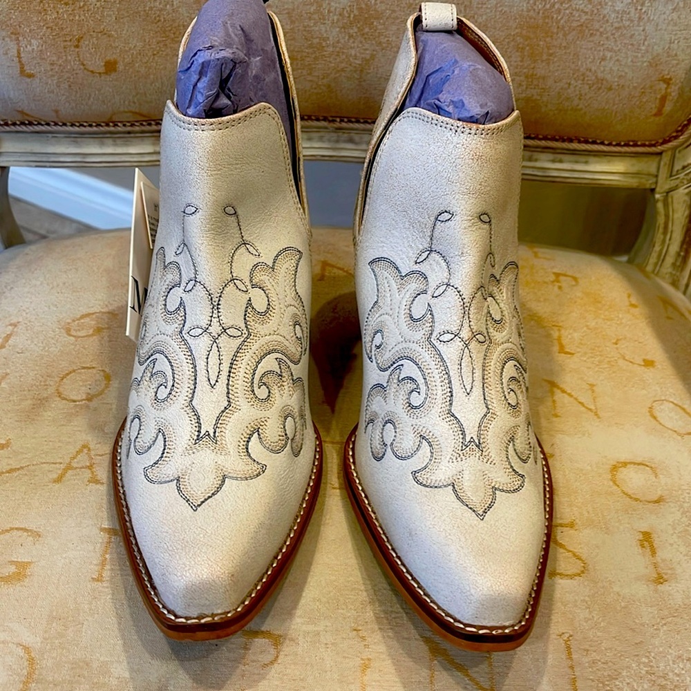 Chic Embroidered Cream Ankle Booties